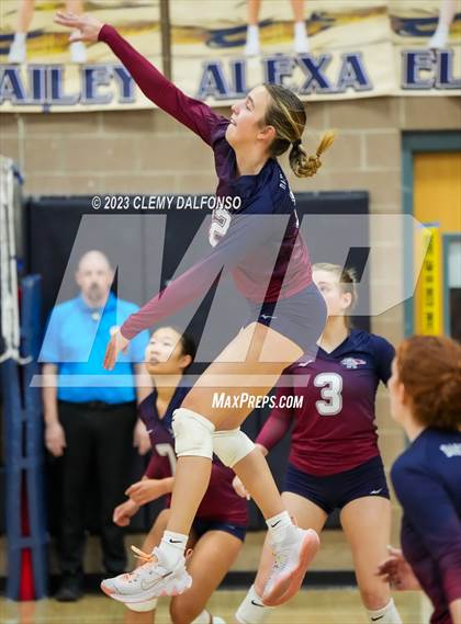 Thumbnail 2 in Regis Jesuit vs Dakota Ridge (Dakota Ridge Varsity Tournament) photogallery.
