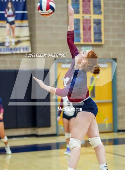 Thumbnail 1 in Regis Jesuit vs Dakota Ridge (Dakota Ridge Varsity Tournament) photogallery.