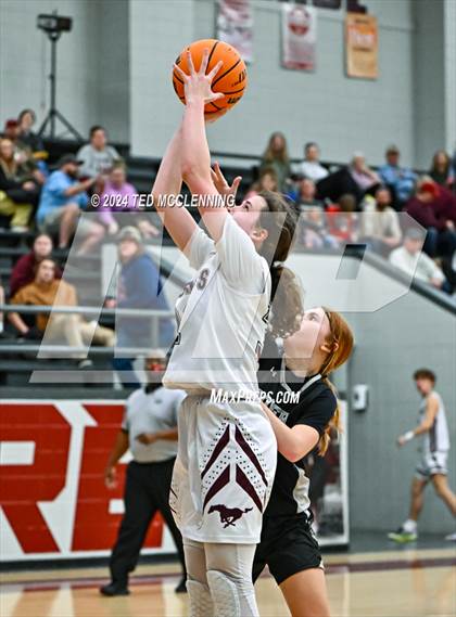Thumbnail 3 in Dover @ Perryville photogallery.