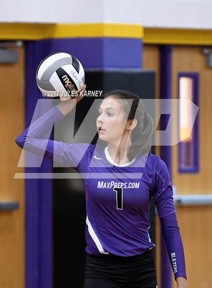 Thumbnail 2 in Durango vs Sierra Vista photogallery.