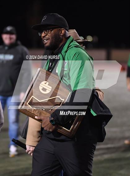 Thumbnail 2 in Selma @ Palmdale (CIF Division 5-A Regional Final) photogallery.