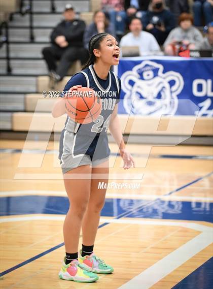 Thumbnail 2 in Olympia vs Skyview (WIAA 4A District Playoff) photogallery.