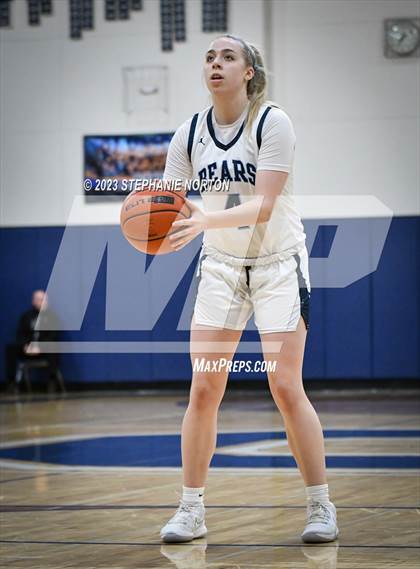 Thumbnail 3 in Olympia vs Skyview (WIAA 4A District Playoff) photogallery.