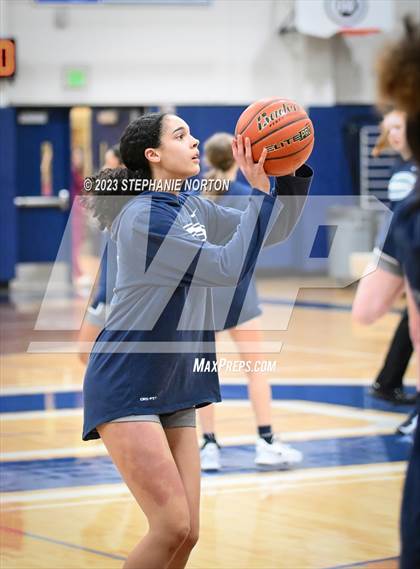 Thumbnail 3 in Olympia vs Skyview (WIAA 4A District Playoff) photogallery.