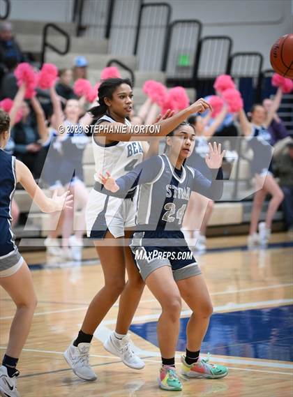 Thumbnail 1 in Olympia vs Skyview (WIAA 4A District Playoff) photogallery.
