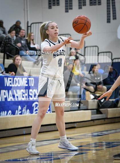 Thumbnail 1 in Olympia vs Skyview (WIAA 4A District Playoff) photogallery.