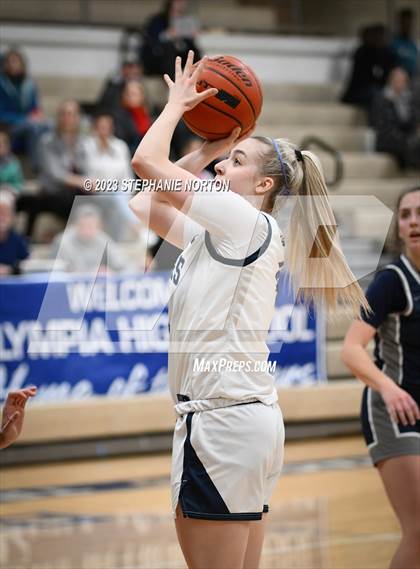 Thumbnail 3 in Olympia vs Skyview (WIAA 4A District Playoff) photogallery.