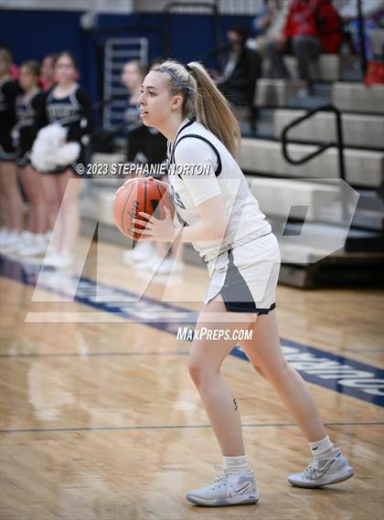 Thumbnail 2 in Olympia vs Skyview (WIAA 4A District Playoff) photogallery.