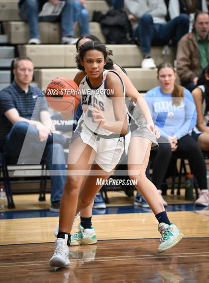 Thumbnail 1 in Olympia vs Skyview (WIAA 4A District Playoff) photogallery.