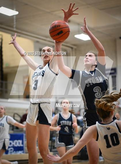 Thumbnail 2 in Olympia vs Skyview (WIAA 4A District Playoff) photogallery.