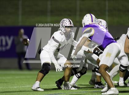 Thumbnail 2 in A&M Consolidated vs. Ball (UIL Football 5A D1 Region III Area Round) photogallery.