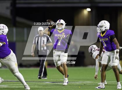 Thumbnail 1 in A&M Consolidated vs. Ball (UIL Football 5A D1 Region III Area Round) photogallery.