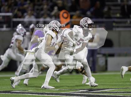 Thumbnail 1 in A&M Consolidated vs. Ball (UIL Football 5A D1 Region III Area Round) photogallery.