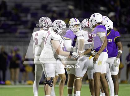 Thumbnail 3 in A&M Consolidated vs. Ball (UIL Football 5A D1 Region III Area Round) photogallery.