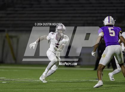 Thumbnail 2 in A&M Consolidated vs. Ball (UIL Football 5A D1 Region III Area Round) photogallery.