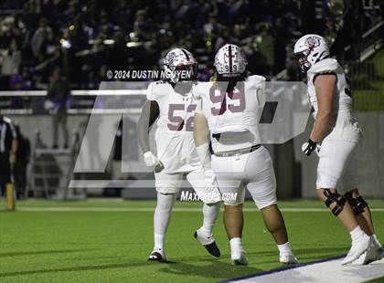Thumbnail 2 in A&M Consolidated vs. Ball (UIL Football 5A D1 Region III Area Round) photogallery.