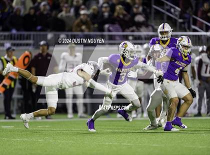 Thumbnail 1 in A&M Consolidated vs. Ball (UIL Football 5A D1 Region III Area Round) photogallery.