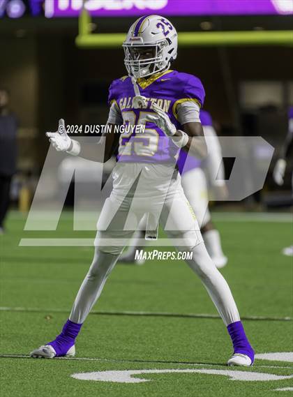 Thumbnail 1 in A&M Consolidated vs. Ball (UIL Football 5A D1 Region III Area Round) photogallery.