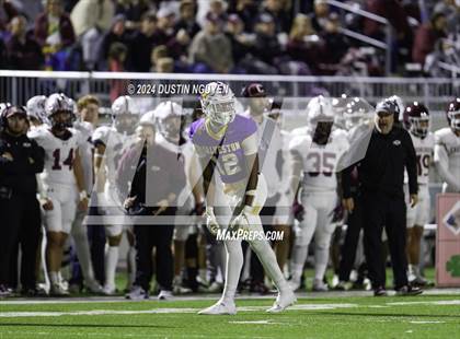 Thumbnail 2 in A&M Consolidated vs. Ball (UIL Football 5A D1 Region III Area Round) photogallery.