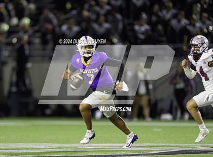 Thumbnail 2 in A&M Consolidated vs. Ball (UIL Football 5A D1 Region III Area Round) photogallery.