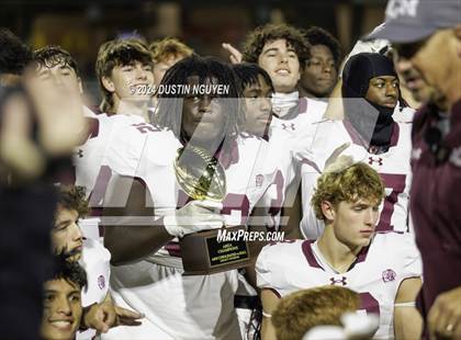 Thumbnail 1 in A&M Consolidated vs. Ball (UIL Football 5A D1 Region III Area Round) photogallery.