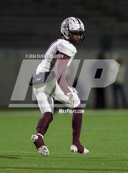 Thumbnail 1 in A&M Consolidated vs. Ball (UIL Football 5A D1 Region III Area Round) photogallery.