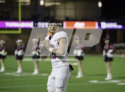 Thumbnail 3 in A&M Consolidated vs. Ball (UIL Football 5A D1 Region III Area Round) photogallery.