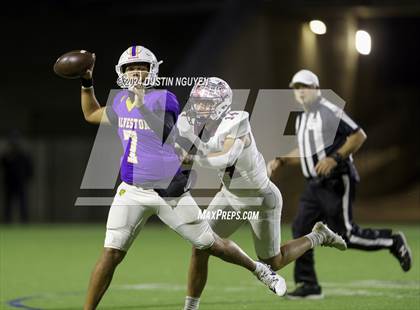 Thumbnail 1 in A&M Consolidated vs. Ball (UIL Football 5A D1 Region III Area Round) photogallery.