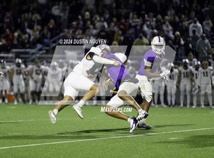 Thumbnail 2 in A&M Consolidated vs. Ball (UIL Football 5A D1 Region III Area Round) photogallery.