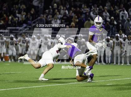 Thumbnail 3 in A&M Consolidated vs. Ball (UIL Football 5A D1 Region III Area Round) photogallery.