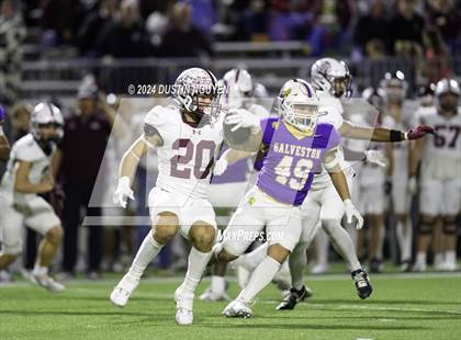 Thumbnail 3 in A&M Consolidated vs. Ball (UIL Football 5A D1 Region III Area Round) photogallery.