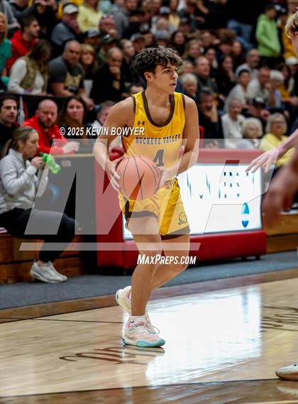 Thumbnail 3 in River Valley vs. Buckeye Valley (OHSAA D4 Central 2 District Championship) photogallery.