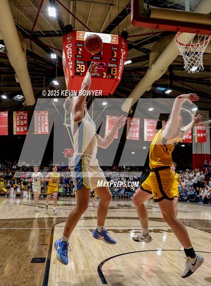Thumbnail 2 in River Valley vs. Buckeye Valley (OHSAA D4 Central 2 District Championship) photogallery.