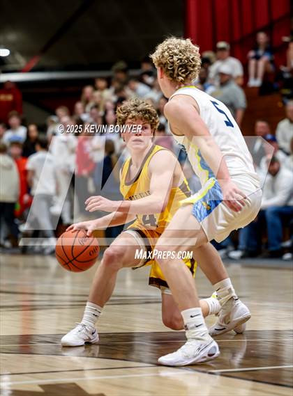 Thumbnail 2 in River Valley vs. Buckeye Valley (OHSAA D4 Central 2 District Championship) photogallery.