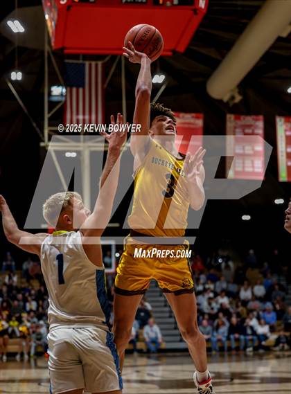Thumbnail 3 in River Valley vs. Buckeye Valley (OHSAA D4 Central 2 District Championship) photogallery.