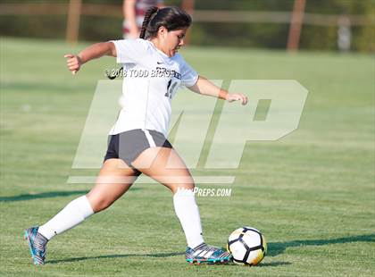 Thumbnail 3 in David Crockett @ Dobyns-Bennett photogallery.