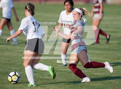 Thumbnail 2 in David Crockett @ Dobyns-Bennett photogallery.