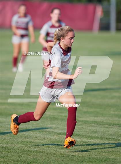 Thumbnail 2 in David Crockett @ Dobyns-Bennett photogallery.