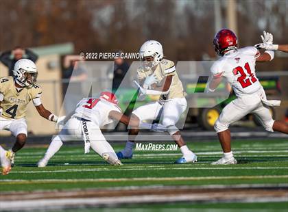 Thumbnail 2 in Patriot vs Freedom (VHSL Class 6 Region Final) photogallery.