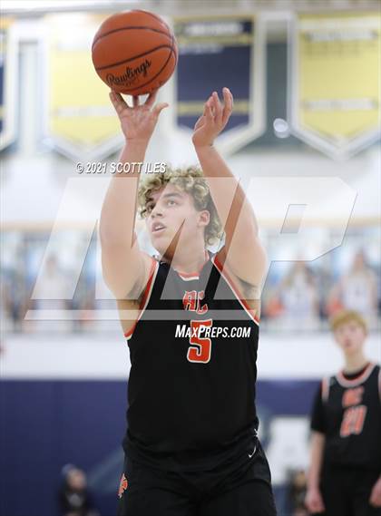 Thumbnail 1 in Amanda-Clearcreek @ Teays Valley photogallery.