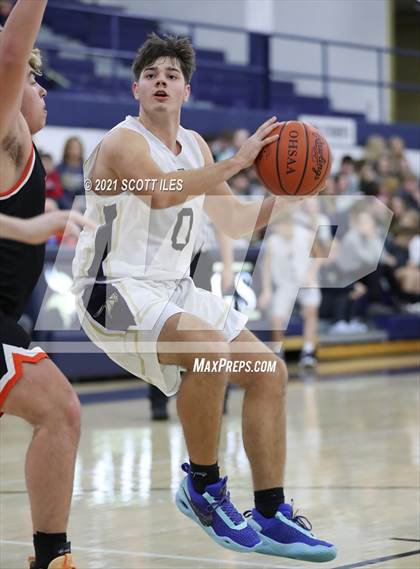 Thumbnail 1 in Amanda-Clearcreek @ Teays Valley photogallery.