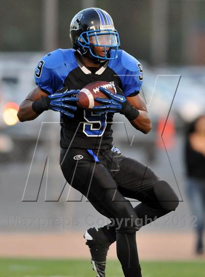 Thumbnail 1 in Diamond Ranch vs. Chino photogallery.