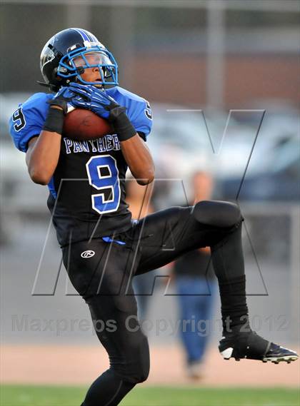 Thumbnail 3 in Diamond Ranch vs. Chino photogallery.