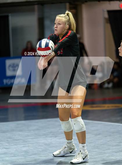 Thumbnail 3 in Hoover vs. Wayne (WVSSAC Class AAA Quarterfinal) photogallery.