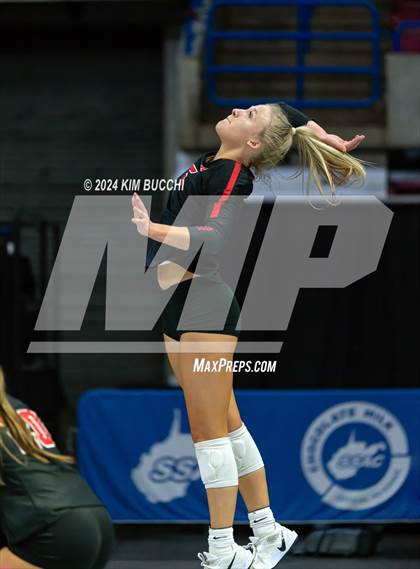Thumbnail 3 in Hoover vs. Wayne (WVSSAC Class AAA Quarterfinal) photogallery.