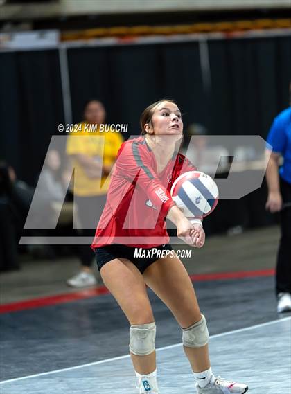 Thumbnail 1 in Hoover vs. Wayne (WVSSAC Class AAA Quarterfinal) photogallery.
