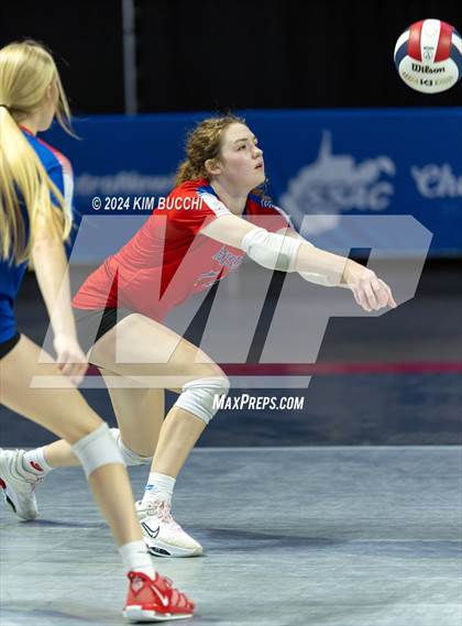 Thumbnail 2 in Hoover vs. Wayne (WVSSAC Class AAA Quarterfinal) photogallery.