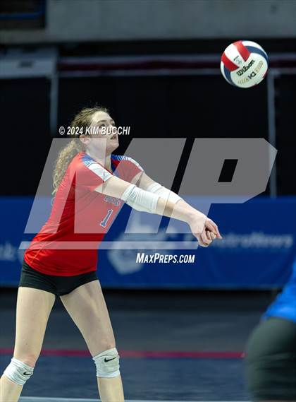 Thumbnail 3 in Hoover vs. Wayne (WVSSAC Class AAA Quarterfinal) photogallery.