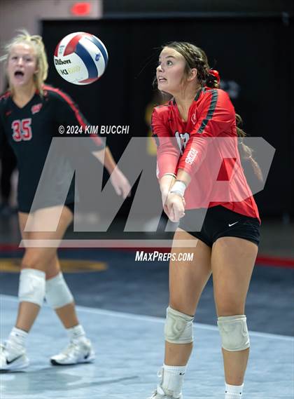 Thumbnail 3 in Hoover vs. Wayne (WVSSAC Class AAA Quarterfinal) photogallery.