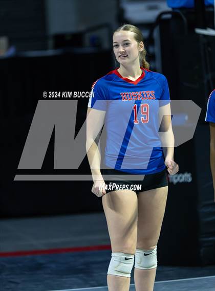 Thumbnail 1 in Hoover vs. Wayne (WVSSAC Class AAA Quarterfinal) photogallery.